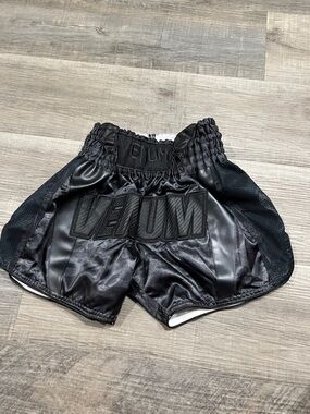 Venum shorts size XS
